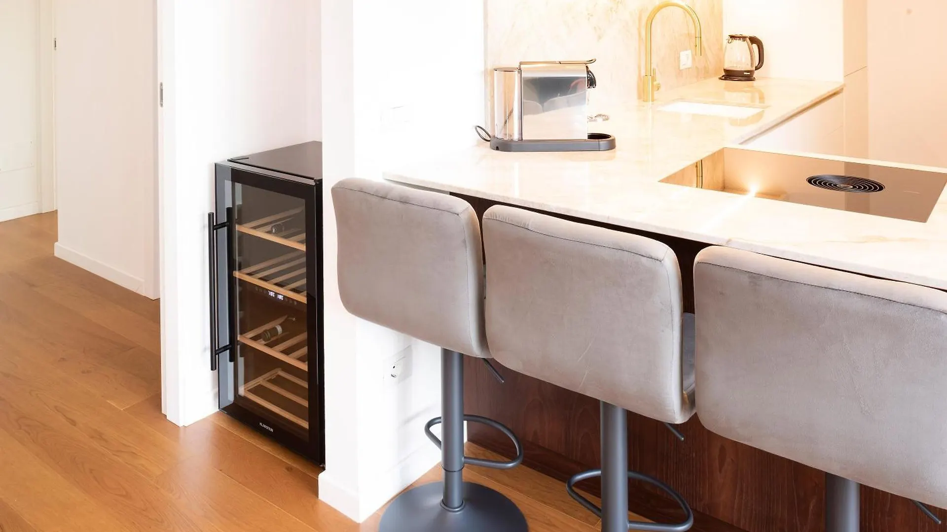 Lifestyle Apartments Dante Bardolino Italy