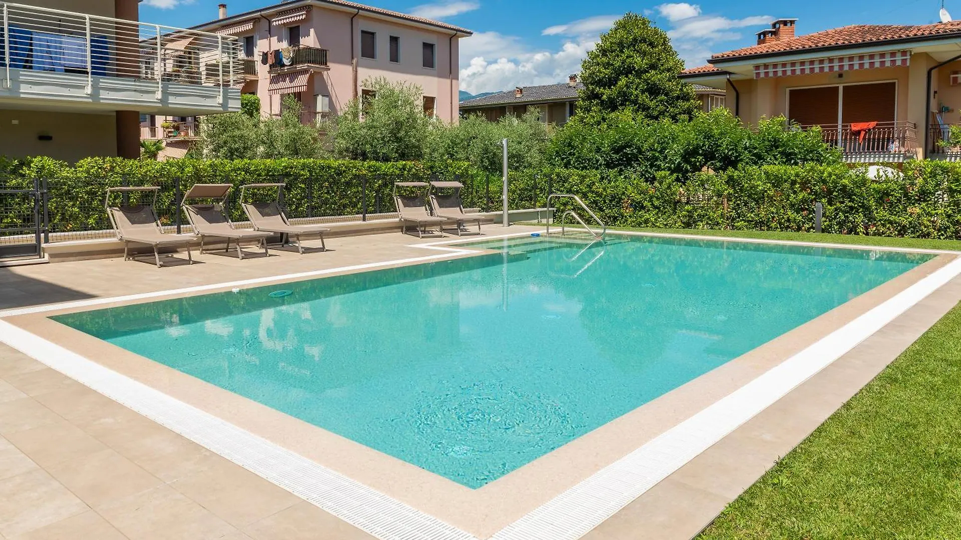 Lifestyle Apartments Dante Bardolino 0*,